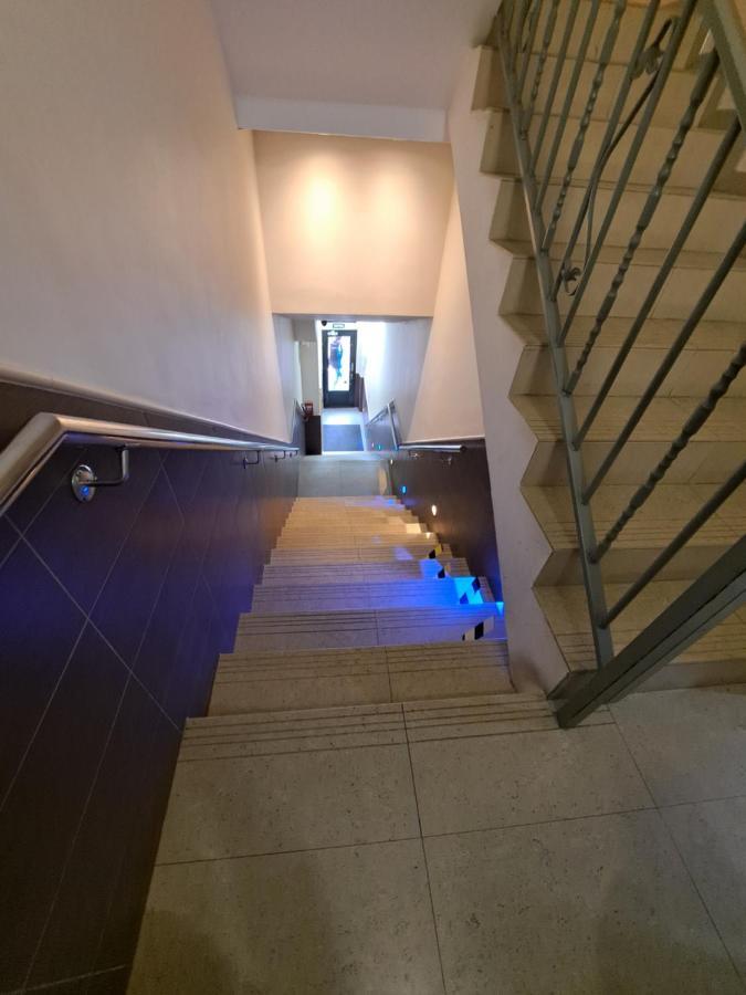 Hostal Las Flores Ramblas 巴塞罗那 外观 照片