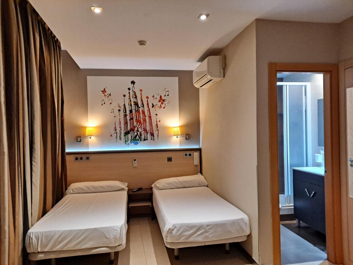 Hostal Las Flores Ramblas 巴塞罗那 外观 照片