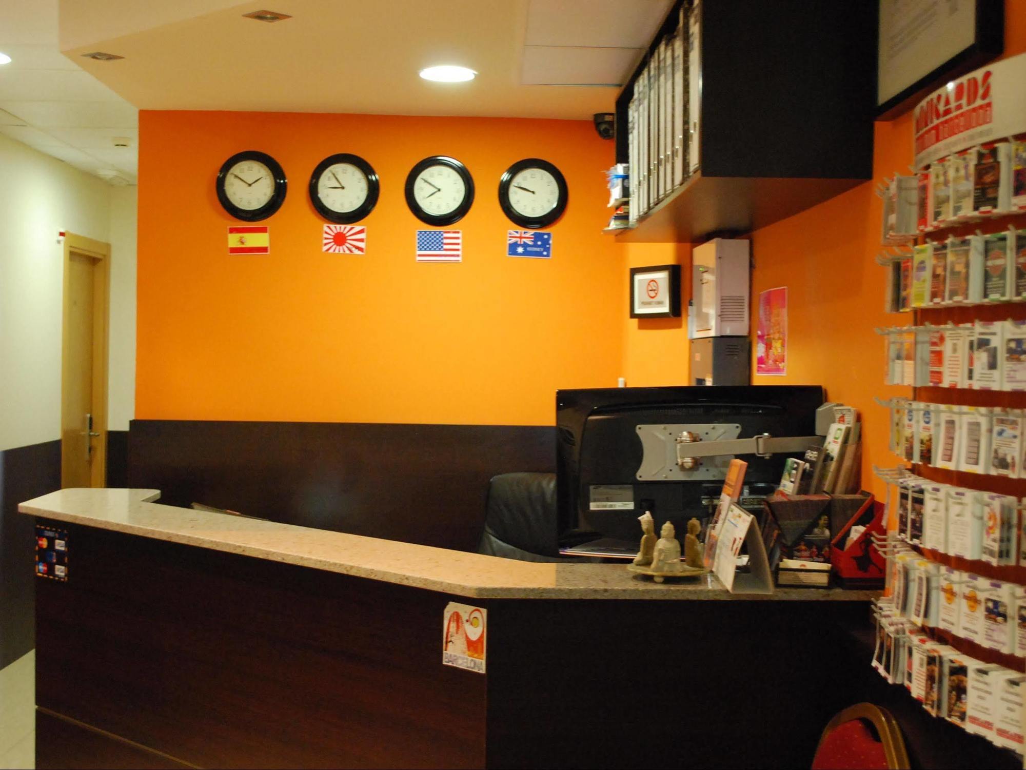 Hostal Las Flores Ramblas 巴塞罗那 外观 照片